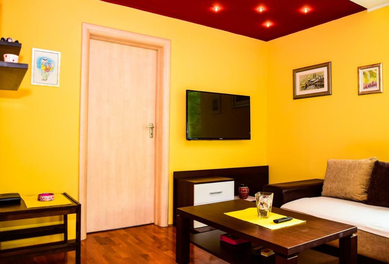Apartman Gita Zagreb Bagian luar foto